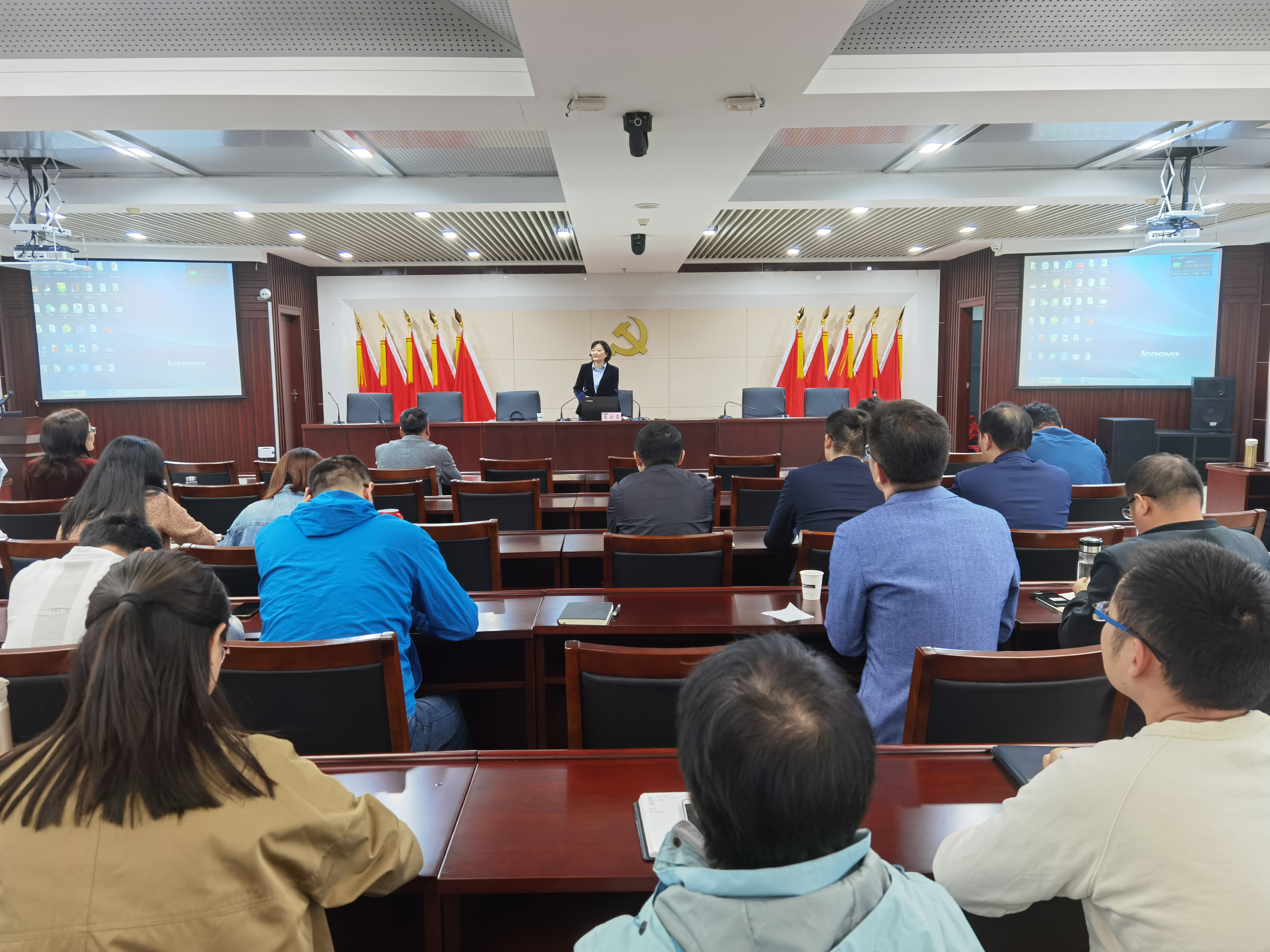 南部路橋承辦開展建發(fā)集團(tuán)第二期道德講堂活動(dòng)
